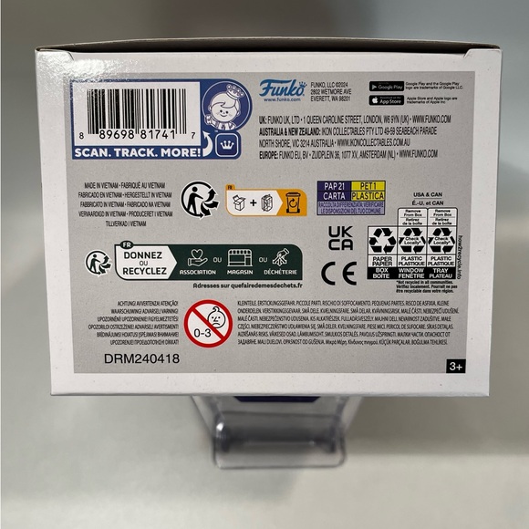 Wednesday Addams with Umbrella Funko Pop Television Exclusive 1552 - Picture 5 of 15